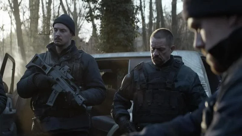 Кадры из сериала Ходячие мертвецы: Дэрил Диксон (2023)